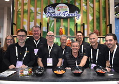 Team Red Sun Farms. Er werden groene, oranje, bruine en rode Gourmet Tomaten uit de Chef's Collection tentoongesteld. De aanwezigen waren het meest benieuwd naar de groene variant.