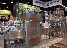 De Multivac TX 620, met Yamato weegschaal, is een totaaloplossing voor AGF.