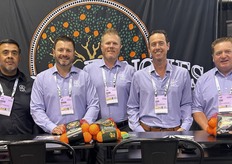 Het team van Booth Ranches Inc. was in volle actie.