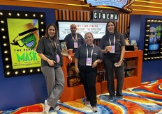 The Produce Team Inc. krijgt zijn screentime.