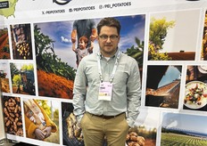 Mark Phillips met Prince Edward Island-aardappelen.