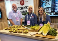 Dan Holt, Theresa Spencer en Lauren Hitchcock van Hitchcock Farms.