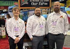 Dylan Lang, Josh Rushlo en Mike Hacker van Fowler Farms.