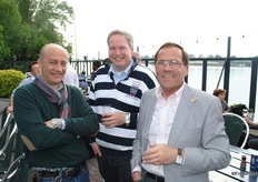 Peter van de Poel Logistics Manager Mehadrin, Walter van Stee Jansen Dongen en Rob Mulder Cool Control.