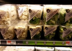 Verse bloemkool en broccoliroosjes voorverpakt