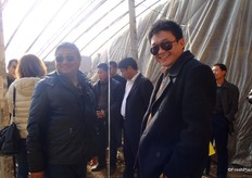 Mr Chris Han en wat bezoekers