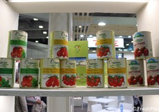 Pancrazio Spa, gevestigd in Cava de' Tirreni, 45 km ten zuiden van Napels, is opgericht in 1930 en wordt nu gerund door de derde generatie. Het familie bedrijf produceert groenteconserven op basis van tomaten en peulvruchten, verkrijgbaar in conventionele en biologische versies. Op de foto de biologische tomatenlijn.