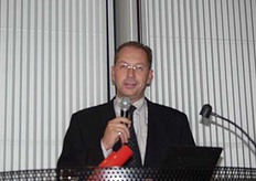 Voorzitter Mart Valstar heette iedereen welkom. Sorry Mart maar mijn camera stond op manueel scherpstellen en heb dat niet gedaan.