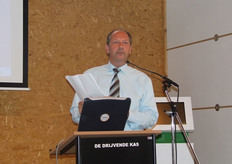 Voorzitter Mart Valstar wenst iedereen welkom en wijst het belang van GMO. Jaarlijks wordt 80 mln euro in de agf-sector verdeeld