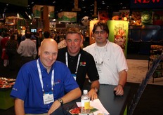 Oud collega's Leo Crezee en Eric Leerdam en ik moest er ook bij staan