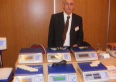 Met de weegapparatuur van Arjen Wijnman krijgt ieder zijn deel