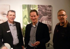 Hans Eigenraam, John Coremans in gesprek met een relatie van Rijk Zwaan