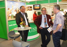 Jack van Katwijk en Rens Varekamp van Univé in gesprek.