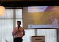 Gewasmanager Komkommer, Dennis van Dijk, tijdens de opening