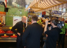 Ton Janssen, ofwel Tasty Ton voor het NOS Journaal