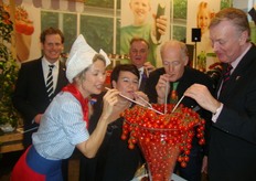 Jochem Wolthuis, Frau Antje, Sharon Dijksma, Ton Janssen, Hans van Es