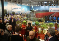 Sharon Djksma met de MyTomatoGirls