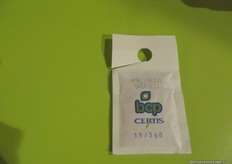 Certis staat ook op TBR in Gorinchem. Dit zakje met Swirskii is kleiner, beter (door hogere vochtigheid en Sudasia als voedermijt) en bevat zemelen ipv zaagsel (dus geen last meer van muizen).