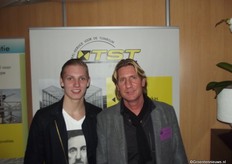 Wil Bakker met zijn zoon