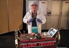 Een ietwat enge arts van Interpolis