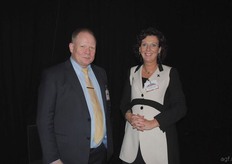 Rien Panneman (Staay) met Moniek van der Put (Kuehne + Nagel)