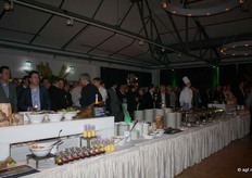 ...het publiek luisterde aandachtig...