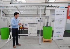 Het waterbergend kasdek is een belangrijk project. Het Westland is behoorlijk volgebouwd en dat heeft gevolgen voor de waterafvoer. Nu wordt bekeken of het mogelijk is water op kassen op te slaan en geleidelijk af te voeren.