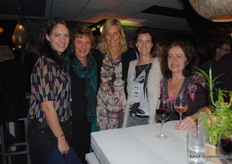 Charlotte van Dijk, Els Eerdenburg, Margreet van den Bosch, Marielle van den Berg en Marijke Oudenhuisen