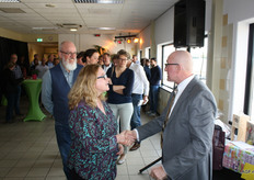 Tal van relaties waren naar de oude Hagé-kantine gekomen om Ary te feliciteren