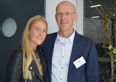 dochter Wendy Koelewijn met haar vader Ed.