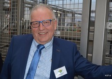 Arjo de Koning die als adviseur verbonden is aan Versland Selection. Arjo heeft jarenlange ervaring in de Retail en veel kennis over groentesnijderijen en van verpakkingsvraagstukken. Samen met Ed heeft hij het hele proces van nieuw- en verbouw begeleidt.