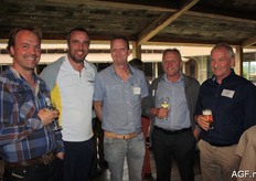 Kim Hermans (Hoogstraten), Didier Algoet (BelOrta), Jan Mertens (sprak bij het maken van deze foto over het begin van een vriendschap), Toon Mulders (Hoogstraten) en Dirk Bertels (BelOrta).