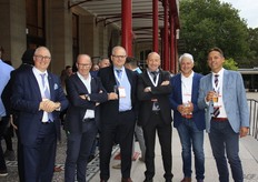 Chris de Pooter (BelOrta), Rik Decadt (REO), Hans Vanderhallen (Hoogstraten) Maarten de Moor (LAVA), Antoon Ector (IPB Natura) en Fabio Zoboli (Infia).