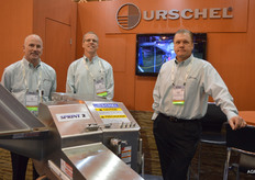 Amerikaanse collega's van Urschel met Tim Obrien, Tim Nagrosst en Craig Fasken.