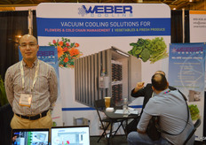 Walk Lau van Weber Cooling.