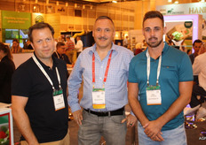 Arjen Bouma en Joey Leeuwenburgh van Gilad op bezoek bij Jaap Dane