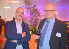 Peter van Osch van Veiling Zaltbommel en Hans Vanderhallen van Hoogstraten.