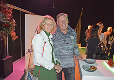 Karin Zwinkels samen met Ted van Luijk van Kwekerij van Luijk
