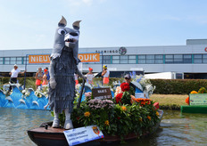 Bor de Wolf op zoek naar Meneer de Uil