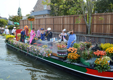 Kijk eens wie we daar allemaal hebben