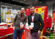 Yanick Verkade van Al Dahra Baywa en Erwin de Kok van BASF.