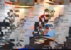 Joost Thijssen van Van Krimpen bv showt de nieuwe Fruitpot 4.7 liter