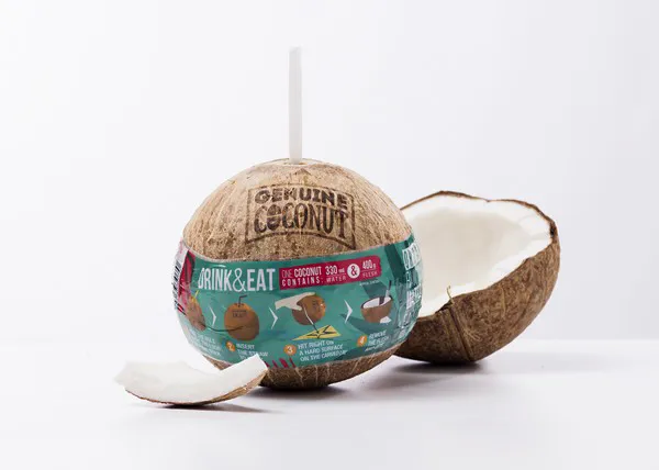 tieners Shilling Subsidie “Het mooie weer stimuleert de vraag naar verse kokosnoten”