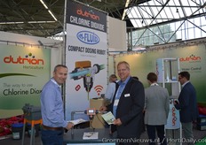 Wubbo Wind (Besgrow Europe) and Wayne Kemerink (Dutrion) together posing with a new dosing pump. Dutrion presented this new development in the area of dosing at the GreenTech in collaboration with In-Fluid.