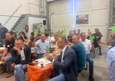 Overwegend groen is het idee van de zaal