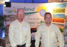Wouter van Zeele (rechts) van Agerland met zijn collega