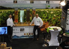 Hans Blaak en Leen Bolijn van Van Antwerpen Milieutechniek.