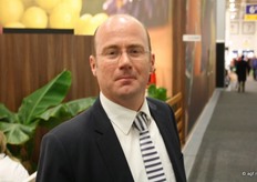 Bert van Leeuwen van Origin Fruit Direct