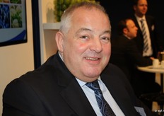 Dammis van der Staay heeft een vast stekkie aan de kop van de stand