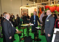 Neville King, Niels Krijnen en Alex van Ieperen van Direct Fruit Services